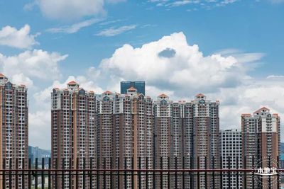 深圳擬將非居住房屋改造為保障性租賃住房，限制租金漲幅